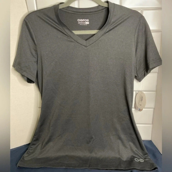 Oofos V Neck Short Sleeve Tee Womens Sz Lg - Picture 1 of 5